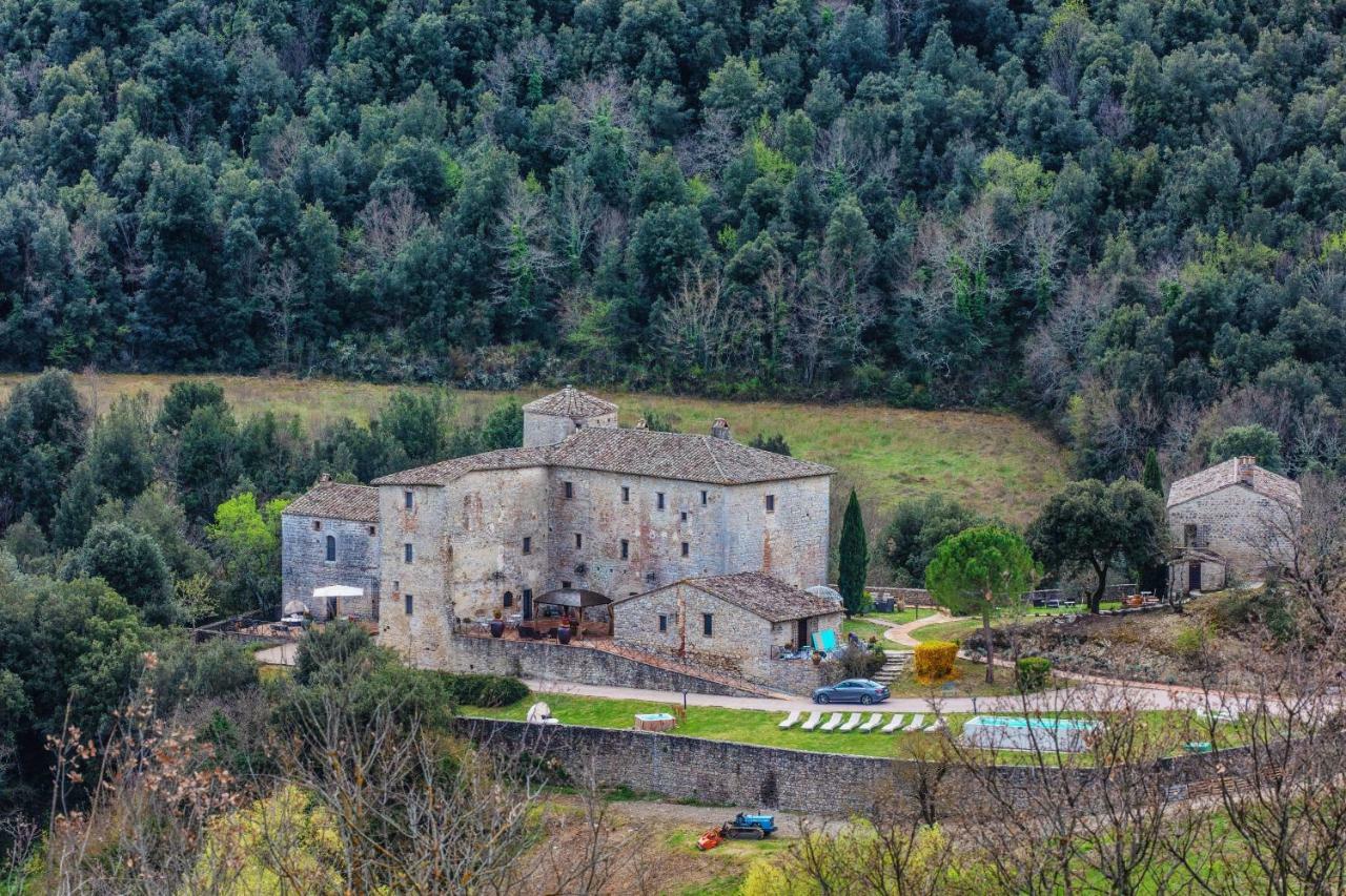 Castello Valenzino Aparthotel Pierantonio Buitenkant foto